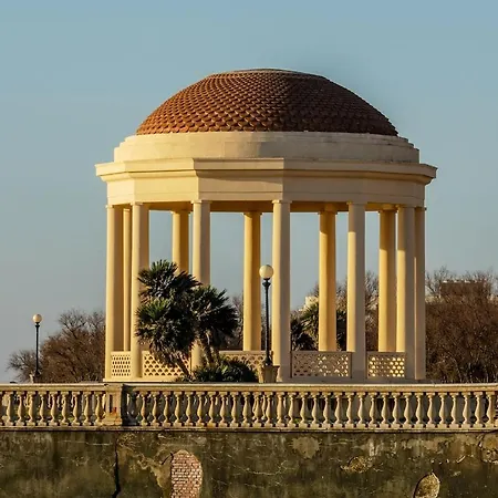 Libeccio N 5 Vacanze * ليفورنو