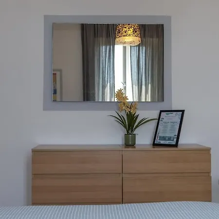 Libeccio N 5 Vacanze شقة *