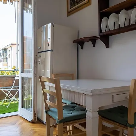 Libeccio N 5 Vacanze * ليفورنو