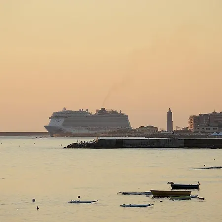 Libeccio N 5 Vacanze شقة